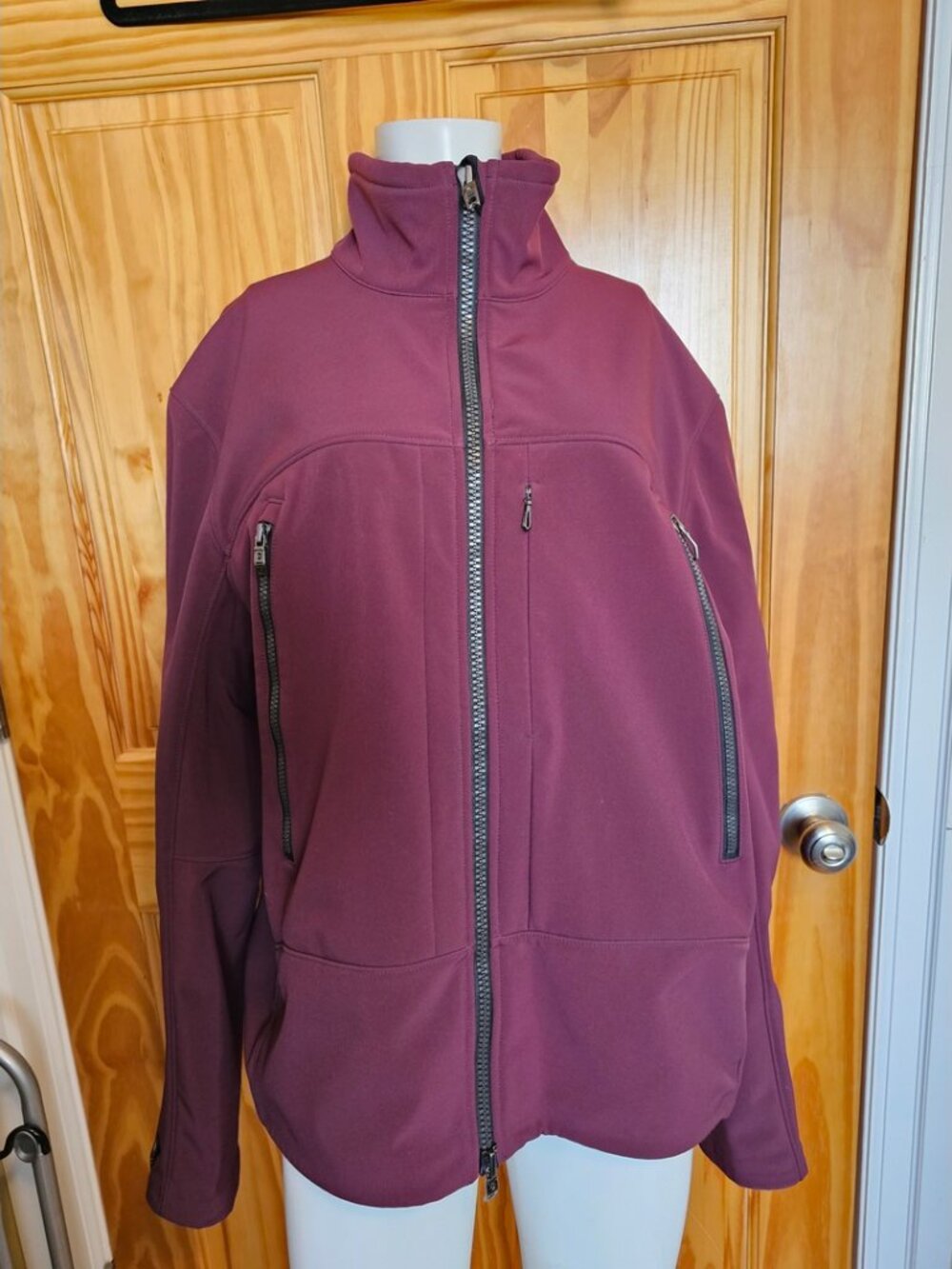 Victorinox Men's Size Extra Large Jacket